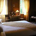 Logis Des Bains Отель