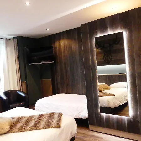 Logis Des Bains 3*