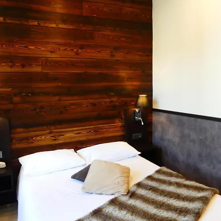 Logis Des Bains Hotel