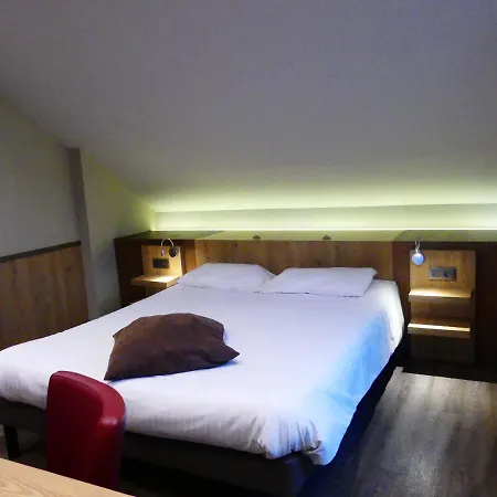 Logis Des Bains 3*