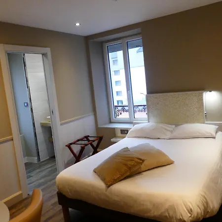 ホテル Logis Des Bains