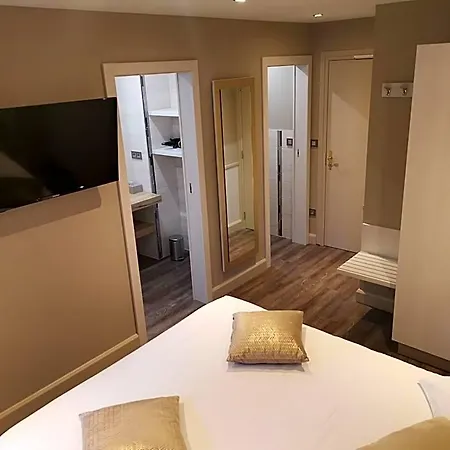 Hotel Logis Des Bains