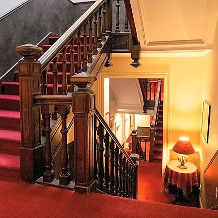 Logis Des Bains Hotel