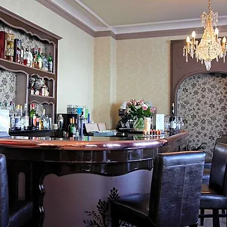 Logis Des Bains Hotel