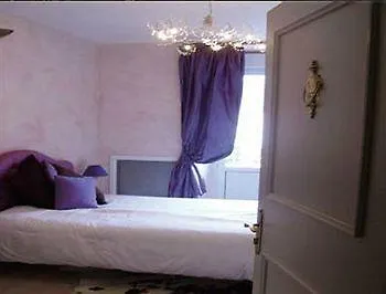 Logis Des Bains Hotel 3*