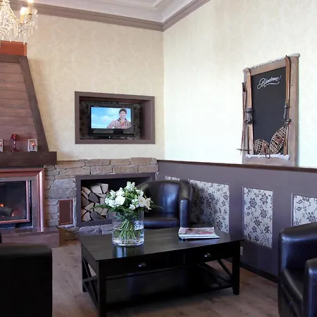 Logis Des Bains ホテル