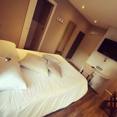 ホテル Logis Des Bains