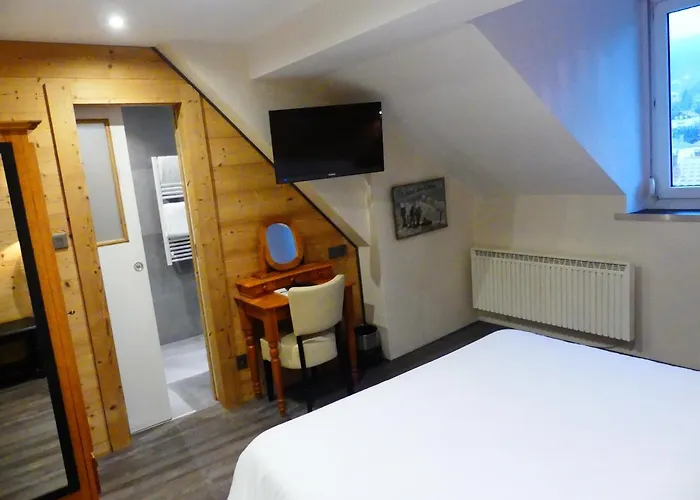 Logis Des Bains Отель