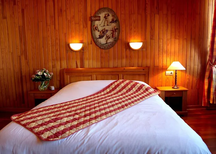 酒店 Logis Des Bains 热拉梅